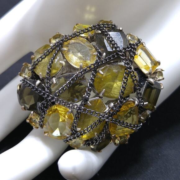 Stella & Dot Rhinestones Chain Brooch & Pendant, Hallmark Heart Dots, 2 Inches - Picture 1 of 9